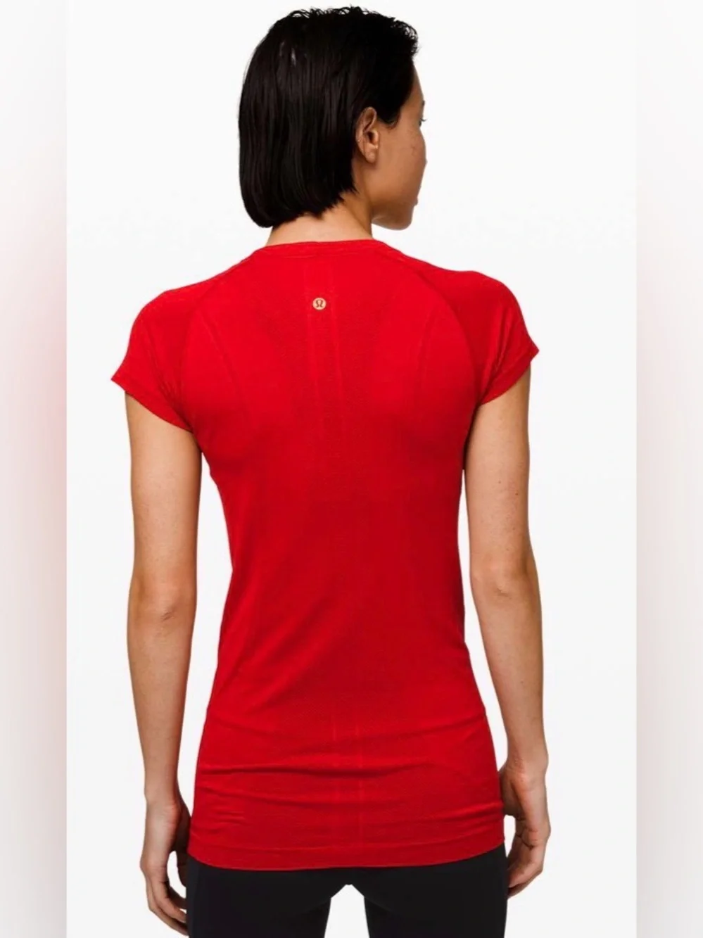 Lululemon Swiftly Tech Short Sleeve Crew Red Seamless Running Workout Top Size 8 - Picture 3 of 8